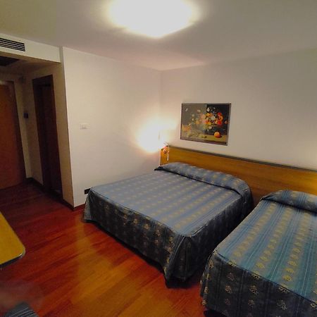 Hotel Luna Vigonovo  Bagian luar foto