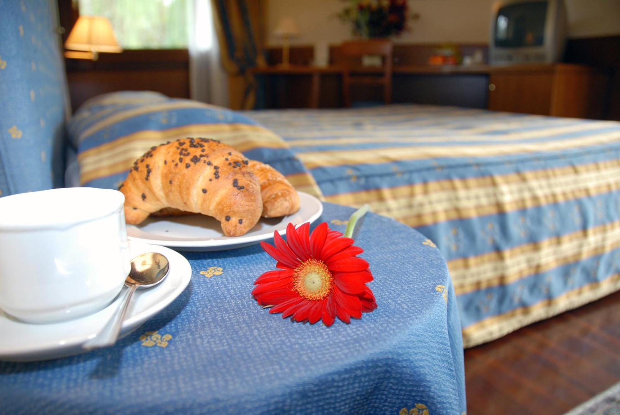Hotel Luna Vigonovo  Bagian luar foto